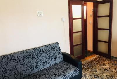 Garsonieră decomandată în Cug - 4