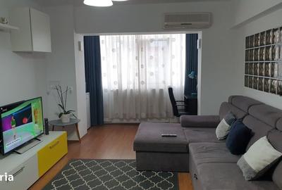 Apartament cu 2 camere decomandat în Republicii