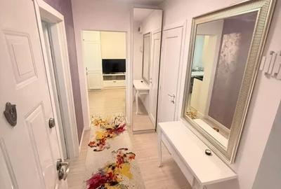 Apartament cu 3 camere semidecomandat, mobilat în Ștefan cel Mare