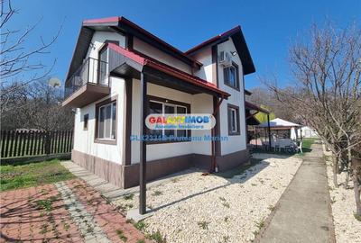 Casă cu 5 camere cu Teren 900 Mp în Clinceni