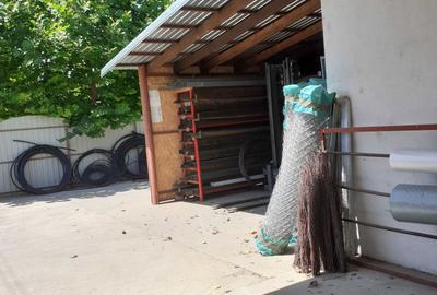 Casă cu 4 camere în Urleasca - 1