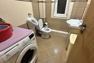 Casă cu 4 camere cu Teren 200 Mp în Țiglari