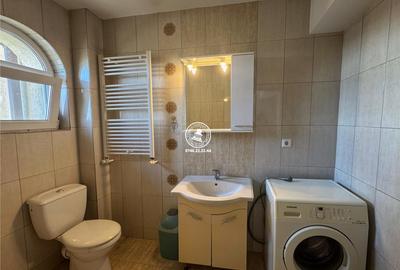Apartament cu 2 camere decomandat în Valea Adâncă