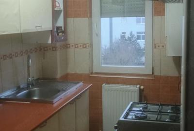Apartament cu 3 camere decomandat în Central - 1