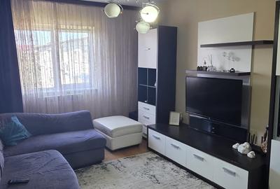 Apartament cu 3 camere decomandat în Alexandru cel Bun
