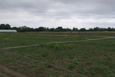 Teren de 571 mp, în Nuci - 2
