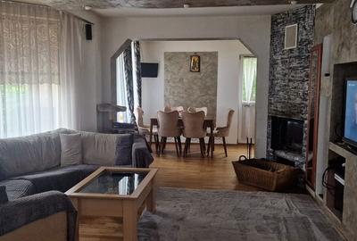 Casă cu 8 camere cu Teren 500 Mp în Șelimbăr - 9