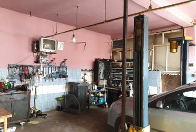 Casă cu 4 camere în Exterior Vest - 12