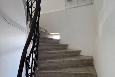 Apartament cu 4 camere în Ștefan cel Mare