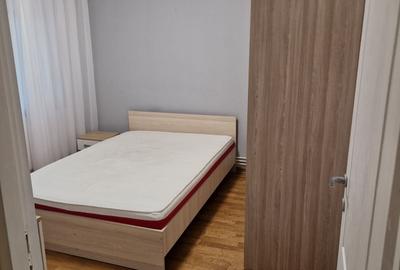 Apartament cu 2 camere decomandat în Soarelui