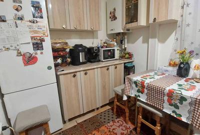 Apartament cu 3 camere decomandat în Păcurari - 8