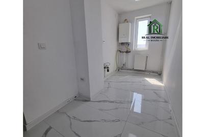 Apartament cu 2 camere în Micro 14 - 4