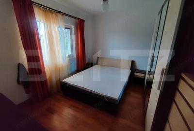 Apartament cu 3 camere decomandat în Aradului
