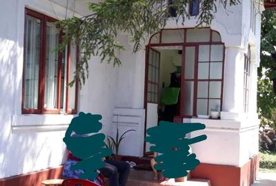 Casă cu 3 camere în Cerșani - 2