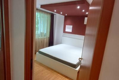 Apartament cu 3 camere decomandat în Berceni - 9
