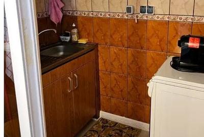 Apartament cu 2 camere decomandat în Vitan