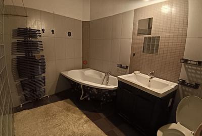 Apartament cu 2 camere, mobilat în Națiunile Unite - 5