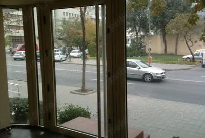 Spațiu comercial, de 78 mp, în Central - 2