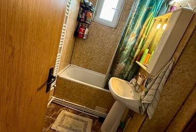 Apartament cu 3 camere în Trivale
