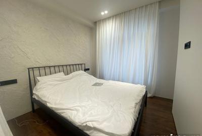 Garsonieră decomandată în Brâncoveanu