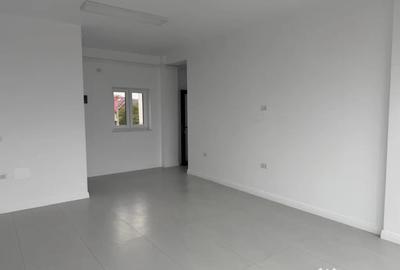 Spațiu comercial, de 33 mp, în Central