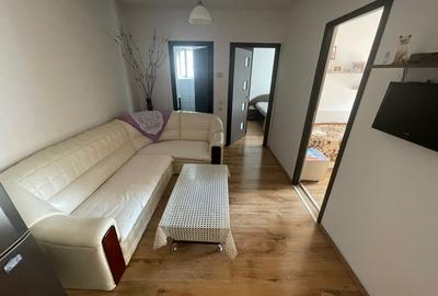 Apartament cu 2 camere decomandat, mobilat în Florești