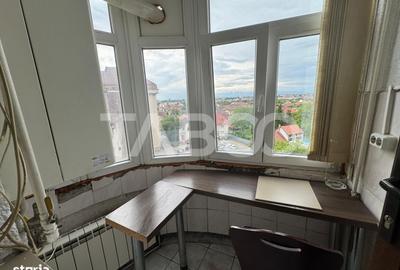 Apartament cu 4 camere decomandat în Turnișor