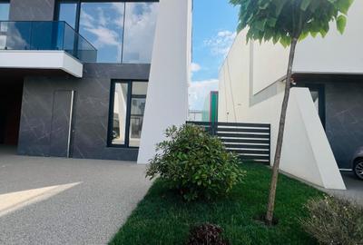 Duplex cu 5 camere cu Canalizare în Exterior Nord - 1