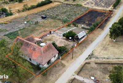 Casă cu 4 camere cu Teren 2208 Mp în Voiteg