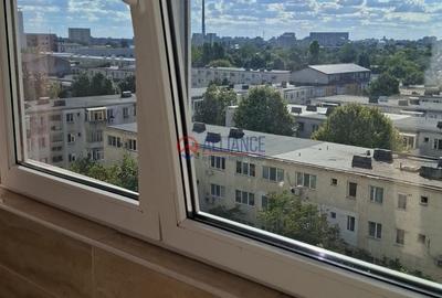 Apartament cu 2 camere decomandat în Casa de Cultură
