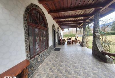 Casă cu 5 camere decomandat cu Canalizare în Central - 8