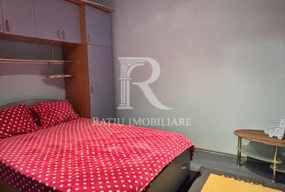 Apartament cu 3 camere semidecomandat, mobilat în Nufărul