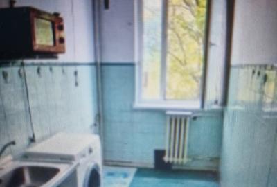 Apartament cu 3 camere decomandat în Berceni - 6