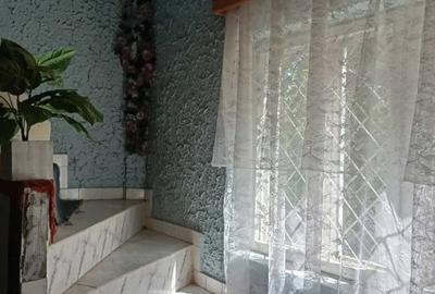 Casă cu 4 camere cu Teren 1900 Mp în Central - 13
