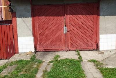 Casă cu 3 camere în Central
