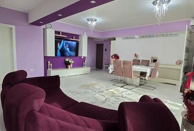 Apartament cu 4 camere în Sud
