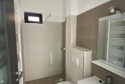 Spațiu comercial, de 63 mp, în Central - 3