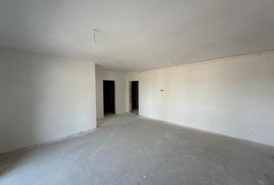 Apartament cu 2 camere semidecomandat în Florești - 3