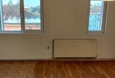 Apartament cu 2 camere semidecomandat în Ștrand - 11
