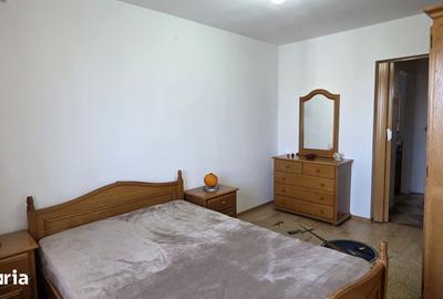 Apartament cu 2 camere semidecomandat în Trivale