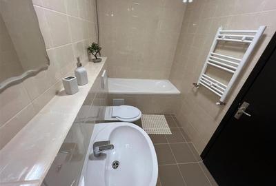 Apartament cu 2 camere decomandat în Răcădău