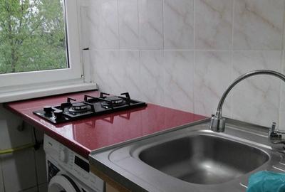 Apartament cu 2 camere semidecomandat în Micro 19 - 2