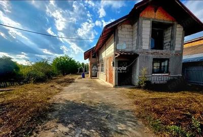 Casă cu 1 camere cu Teren 600 Mp în Central
