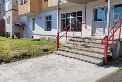 Spațiu comercial, de 119 mp, în Hotvon