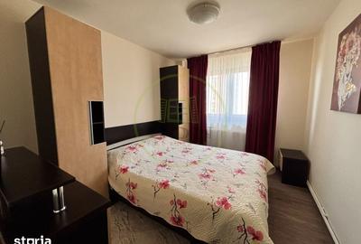 Apartament cu 4 camere semidecomandat în Central - 2