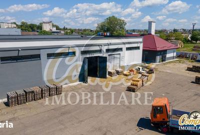 Spațiu comercial, de 1,800 mp, în Central - 9