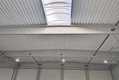 Spațiu comercial, de 2,000 mp, în Centura - 10