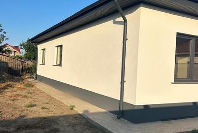 Casă cu 4 camere în Cumpăna