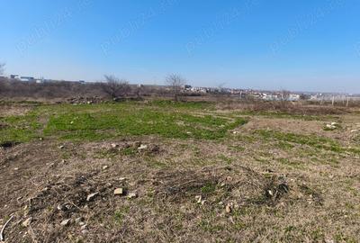 Teren de 491 mp, în Palazu Mare - 2