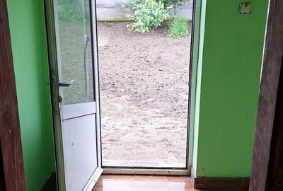 Casă cu 4 camere în Gura Padinii